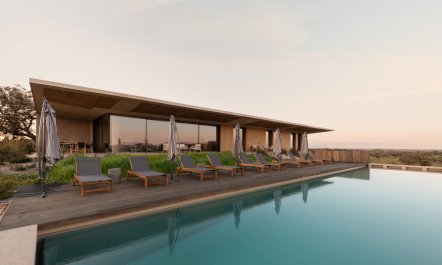 Lake at Lumi 7