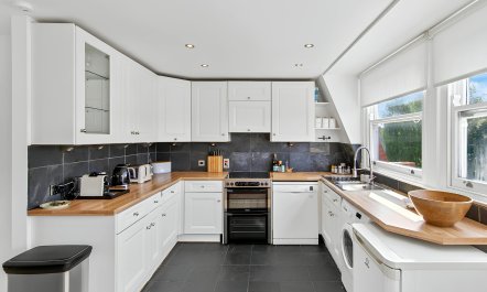 West London Abode 9
