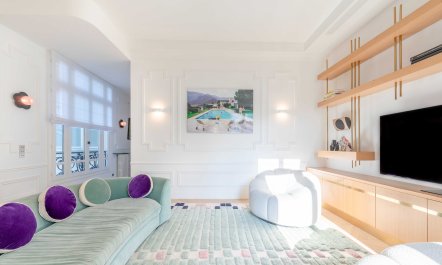 Haussmann & Courtyard Light 2