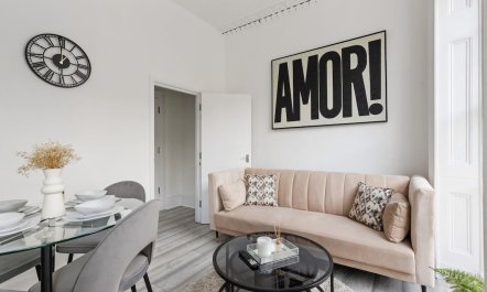 Amor Modern 2
