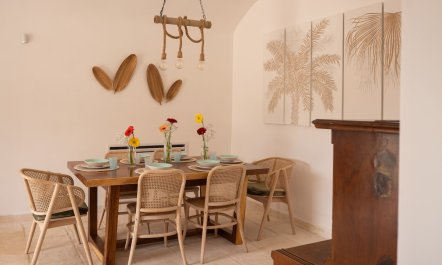 Trullo & Olives 7