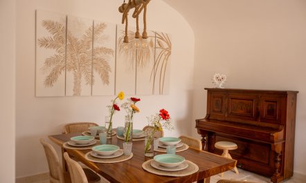 Trullo & Olives 6