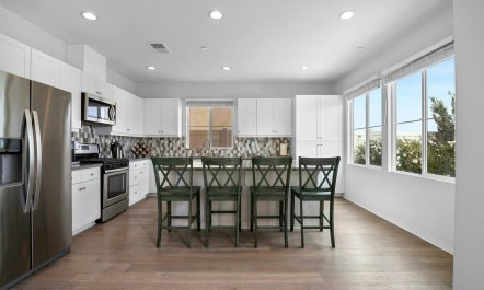Mission Hills Delight 6