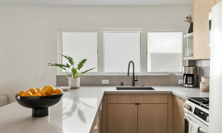 Manhattan Beach Belle 8