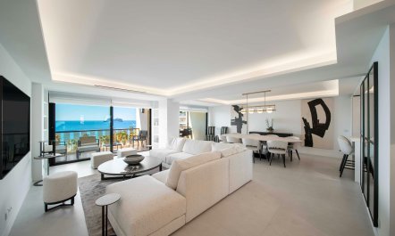 Croisette Pearl