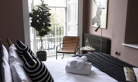 Queen Street Hideaway 8