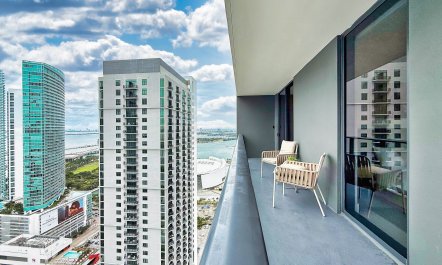 Biscayne Attitude 7