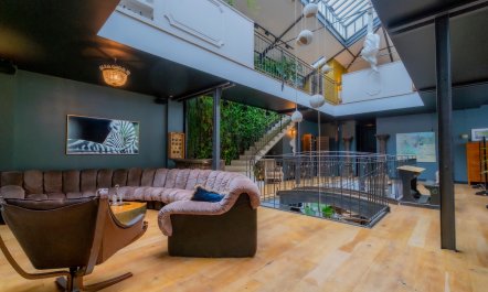 Jungle & Brick