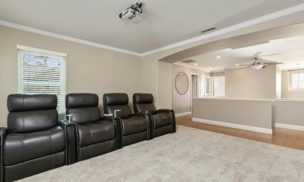 Oceanside Charm 8