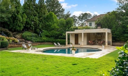 Grand Under Georgia 3