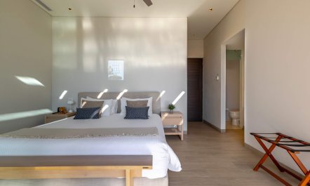 Marina Reverie 9