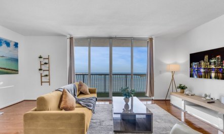 Bay Above Brickell