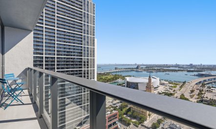 Bayfront Real 1