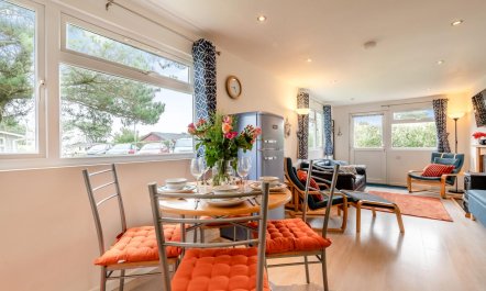 2 Bed in Padstow 1