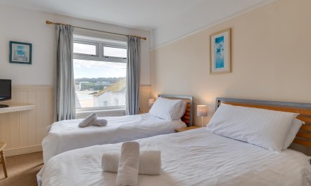 3 Bed in St Ives 5