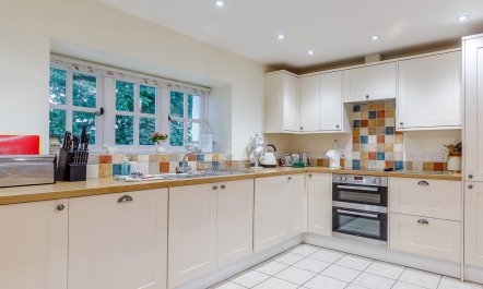 2 Bed in Truro 6