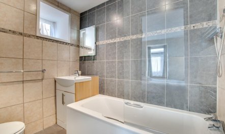 1 Bed in St Ives 7
