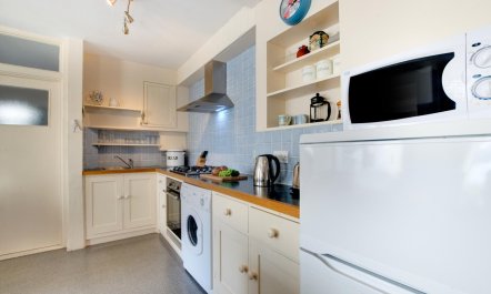 1 Bed in St Ives 6