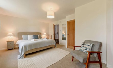 3 Bed in Swansea 8