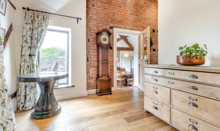 3 Bed in Tong 7