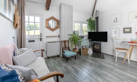 1 Bed in St. Gennys 6