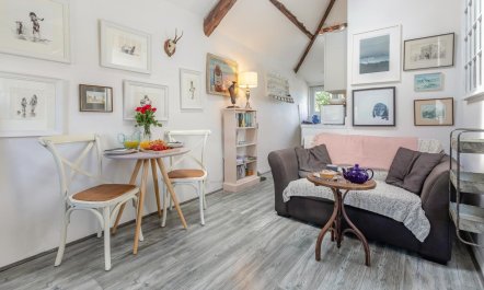 1 Bed in St. Gennys 1
