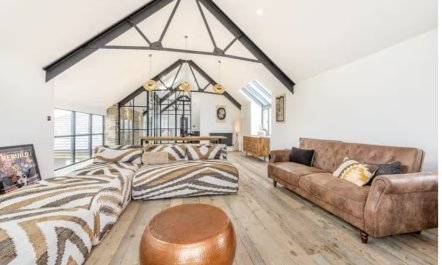 6 Bed in Hartland 1