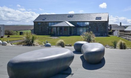 6 Bed in Hartland 5