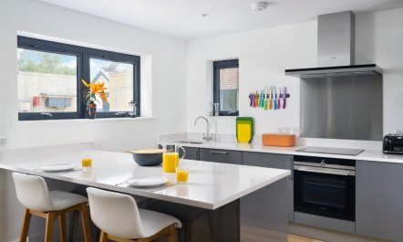 3 Bed in Crossways 6
