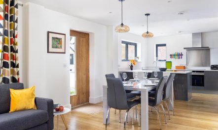 3 Bed in Crossways 5