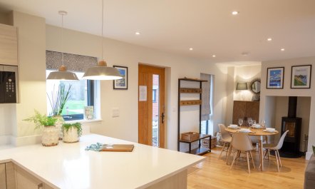 2 Bed in Crossways 7
