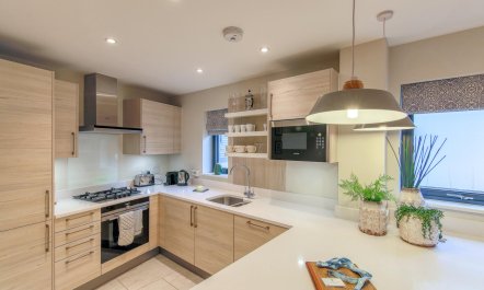 2 Bed in Crossways 2
