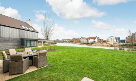 3 Bed in Crossways 7