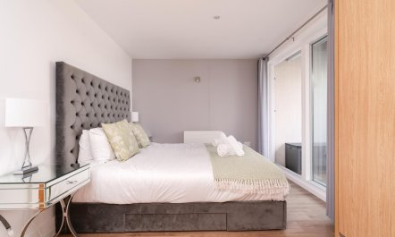 4 Bed in Somerford Keynes 9