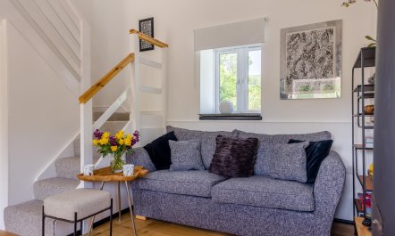 2 Bed in Llanwrthwl 3