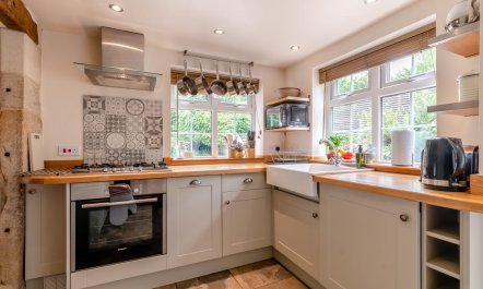 3 Bed in Baslow 9