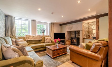 3 Bed in Baslow 3