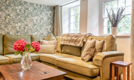 3 Bed in Baslow 5