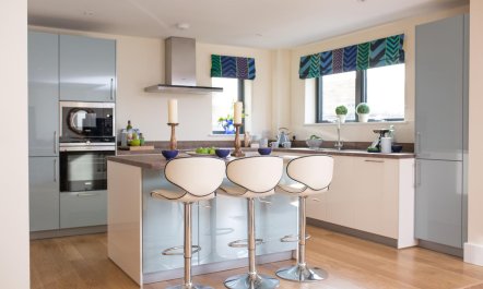 4 Bed in Crossways 7