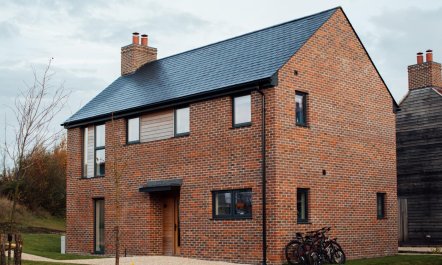 4 Bed in Crossways 3