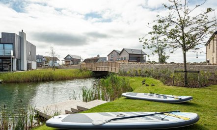 4 Bed in Crossways 5