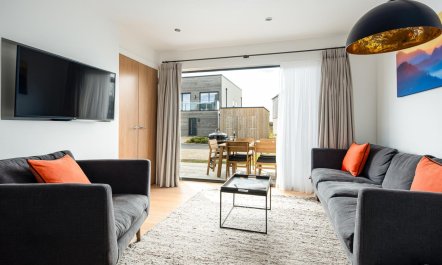 2 Bed in Crossways 2