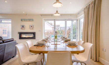 4 Bed in Christchurch 5