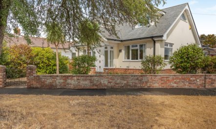 4 Bed in Christchurch