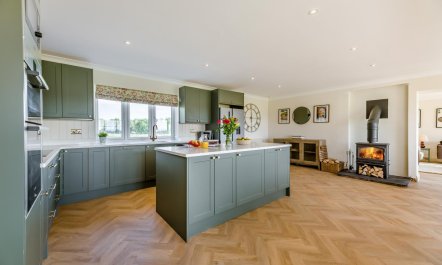 4 Bed in Cornhill-on-Tweed 1
