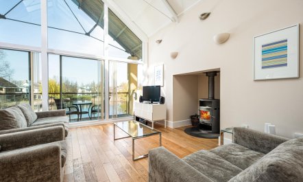 4 Bed in Somerford Keynes 5