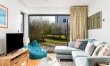 3 Bed in Crossways 8