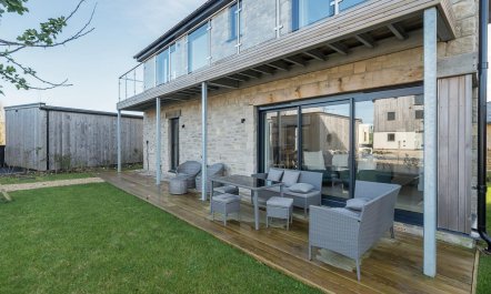 4 Bed in Crossways 7