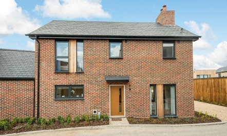 3 Bed in Crossways 1