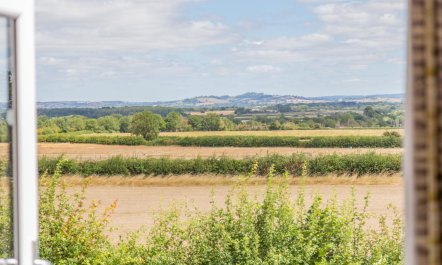 2 Bed in West Lydford 1